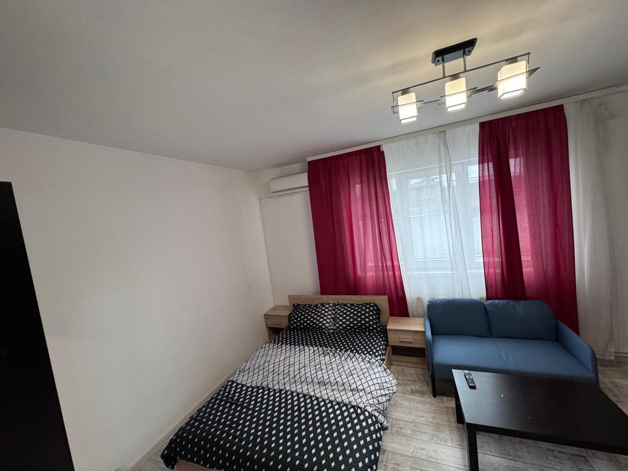 Cozy Studio 10 Min Away From Th Center Of The City Бухарест Экстерьер фото